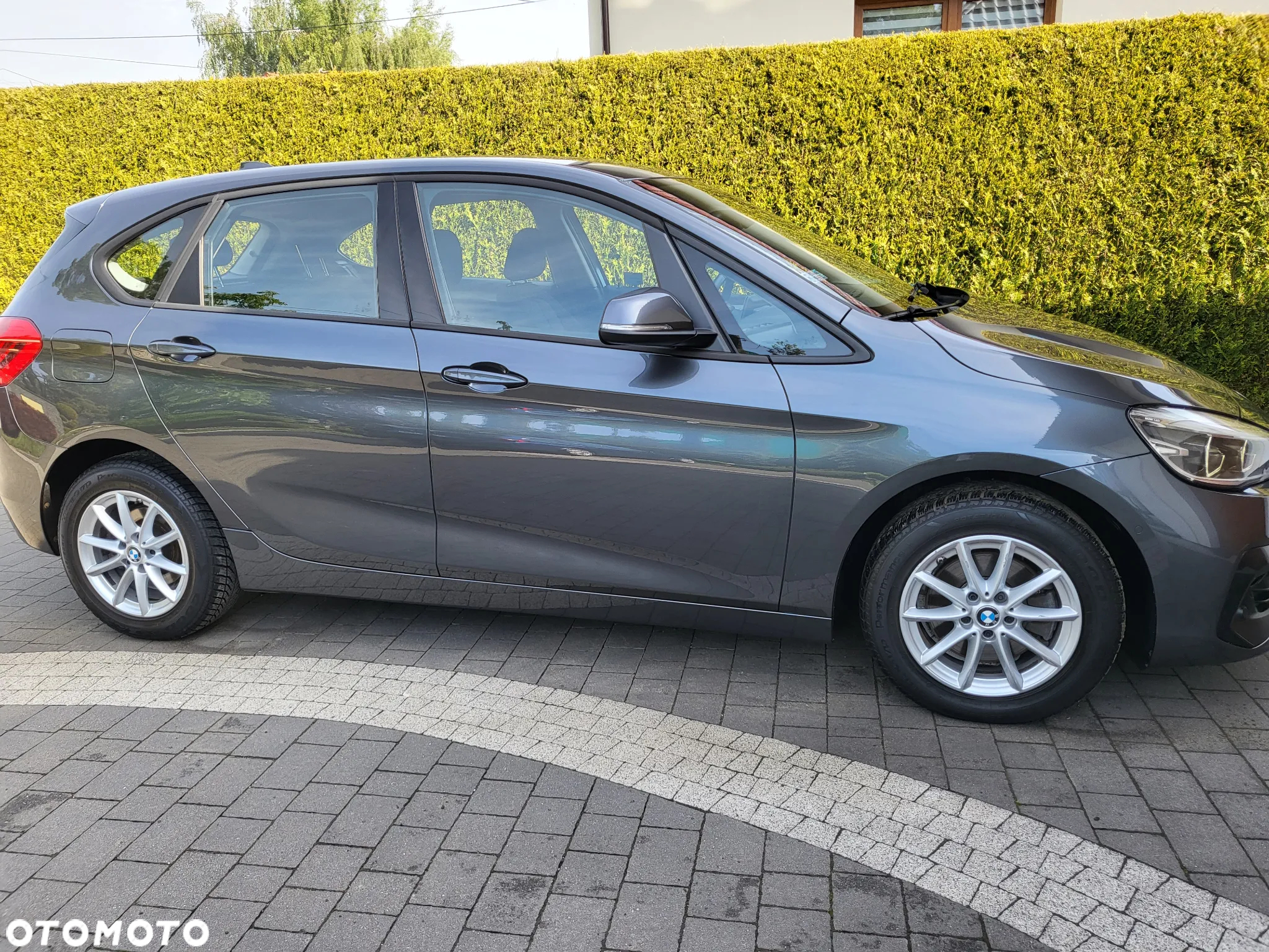 BMW Seria 2 218d Business Edition - 4