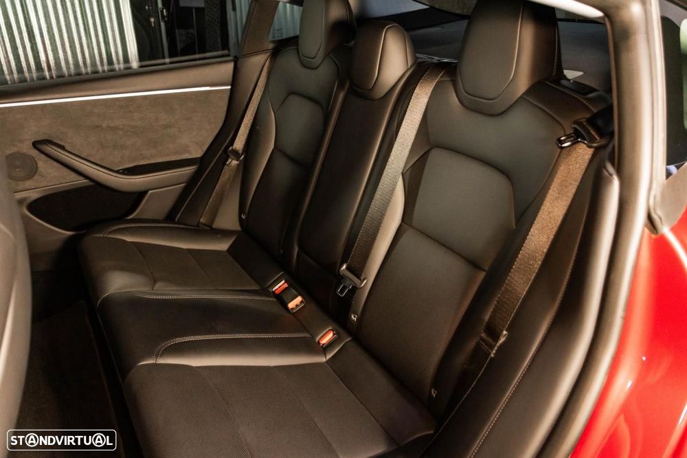 Tesla Model 3 Long Range Tração Integral - 35