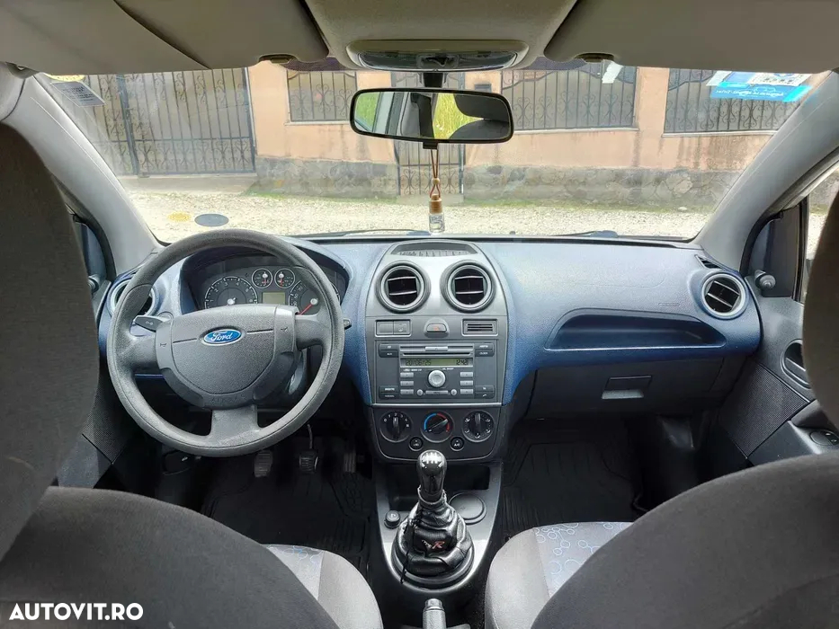 Ford Fiesta - 4