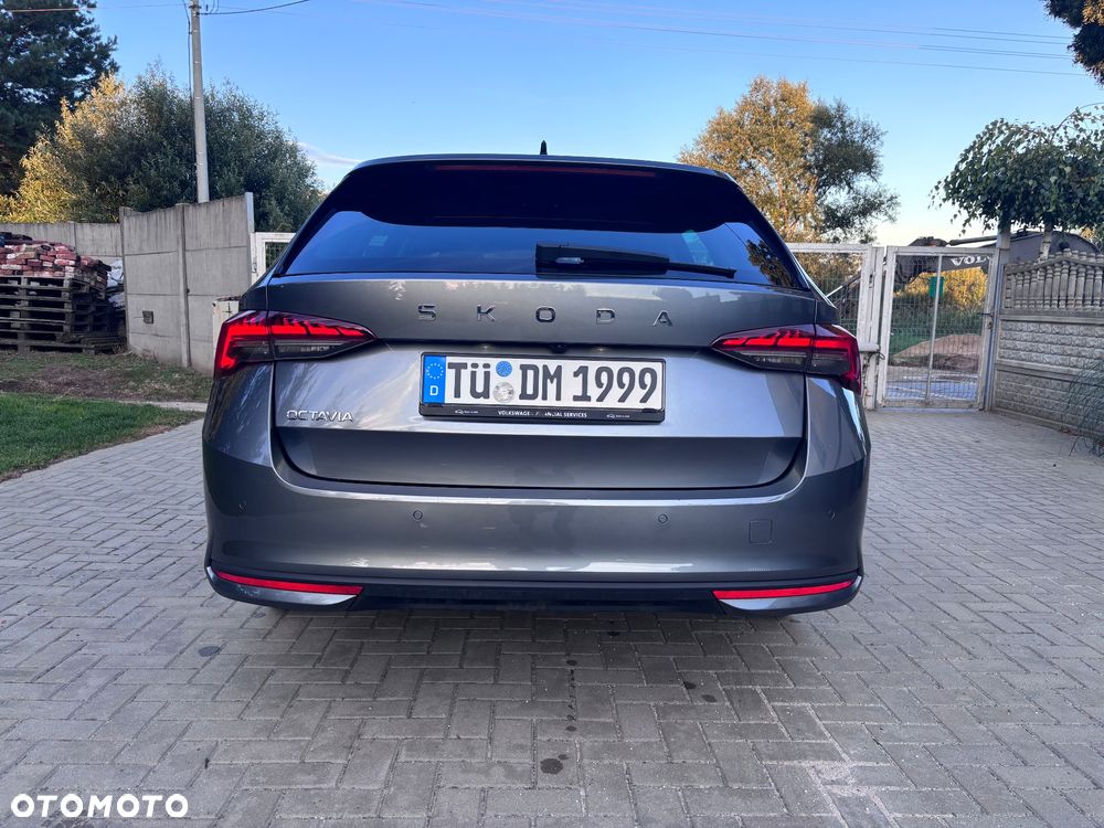 Skoda Octavia 2.0 TDI Business DSG - 8