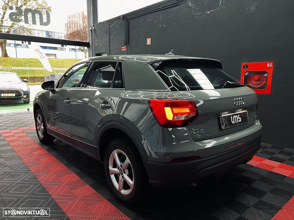 Audi Q2 1.6 TDI Design - 7