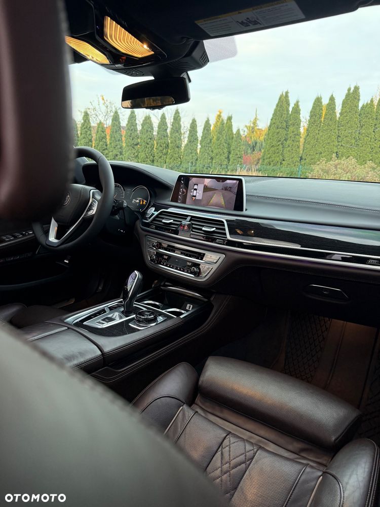 BMW Seria 7 750Li xDrive Edition Exclusive - 23