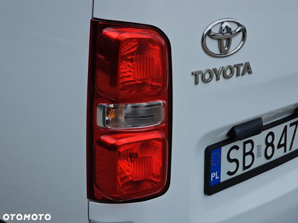 Toyota PROACE - 10