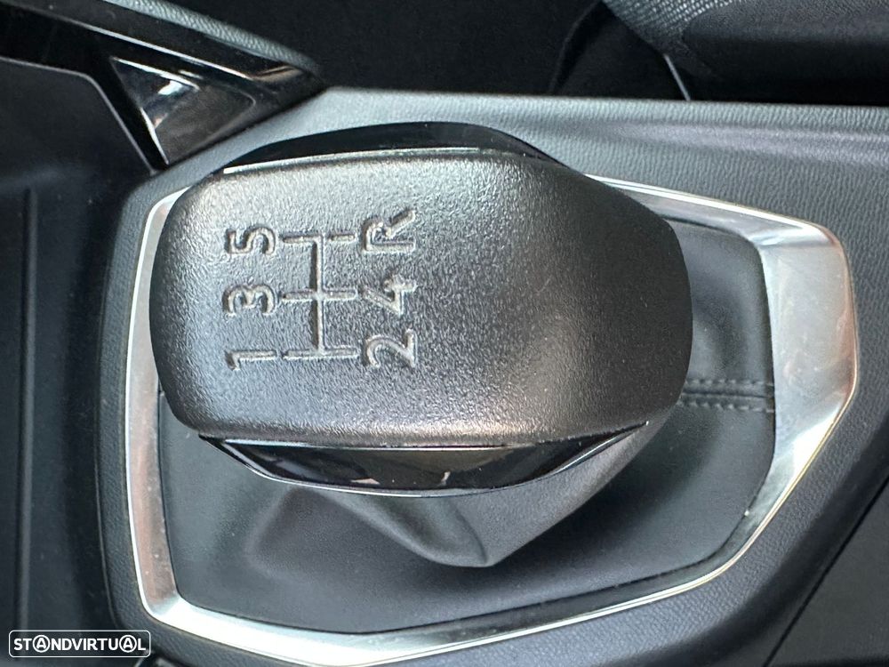 Peugeot 208 1.2 PureTech Active Pack - 24