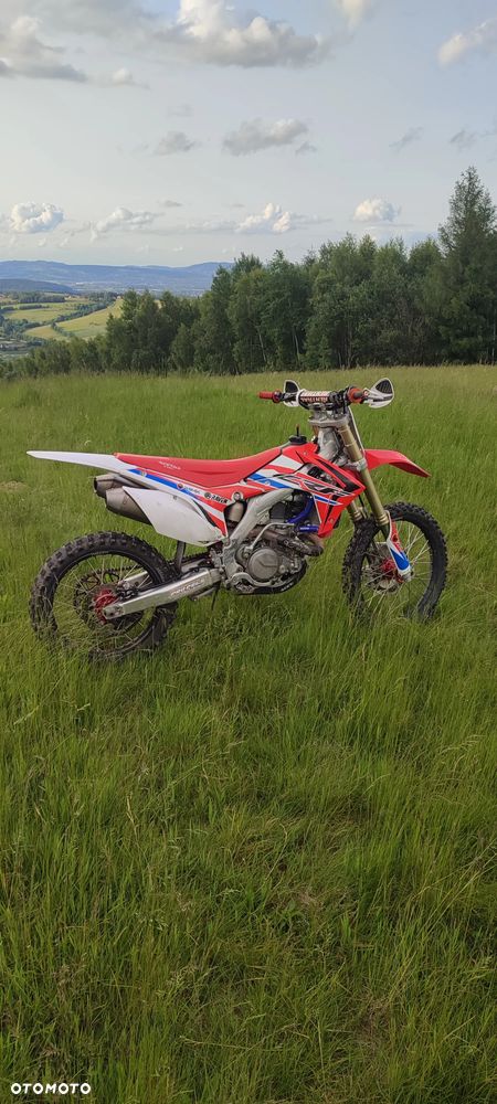 Honda CRF - 1