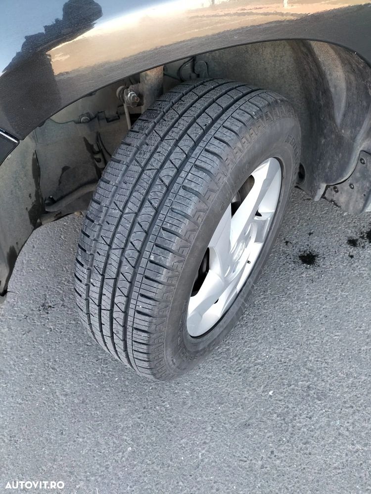 Dacia Duster 1.6 4x2 Laureate - 5