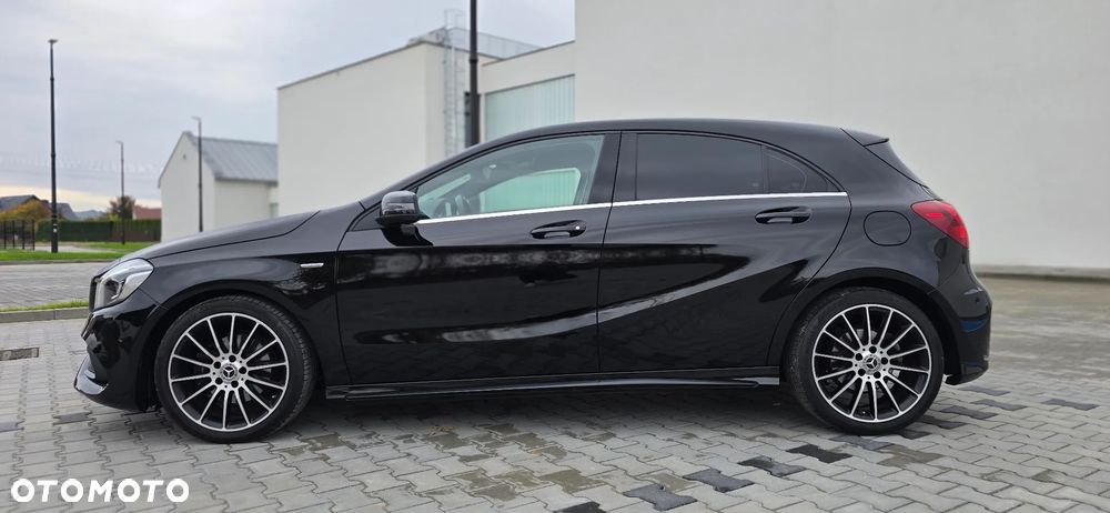 Mercedes-Benz Klasa A 180 7G-DCT AMG Line - 17