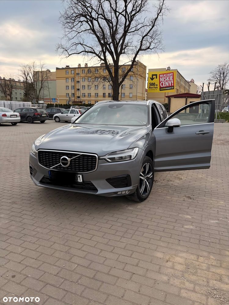 Volvo XC 60 T5 AWD R-Design - 4