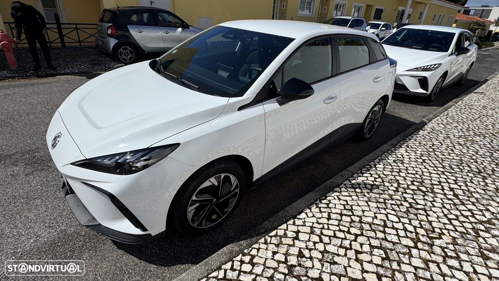 MG MG4 51 kWh Standard - 14