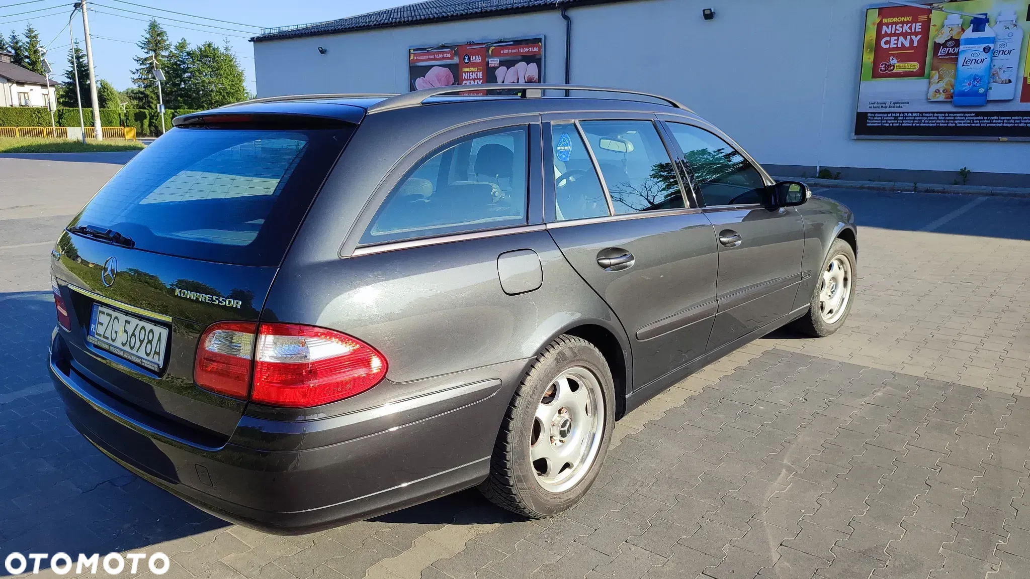 Mercedes-Benz Klasa E 200 T Kompressor Automatik Classic - 15