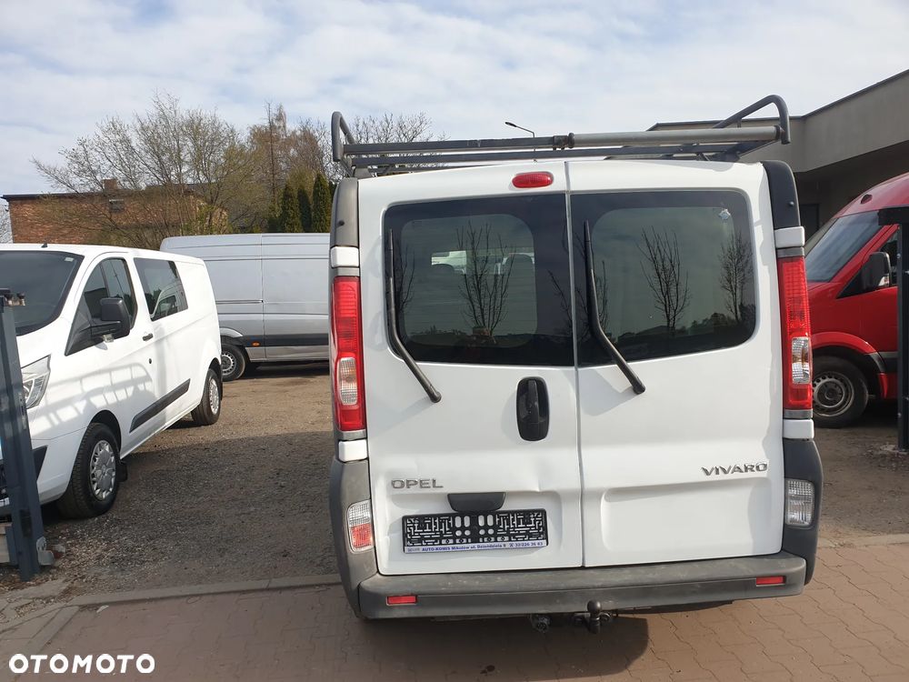 Opel vivaro - 8