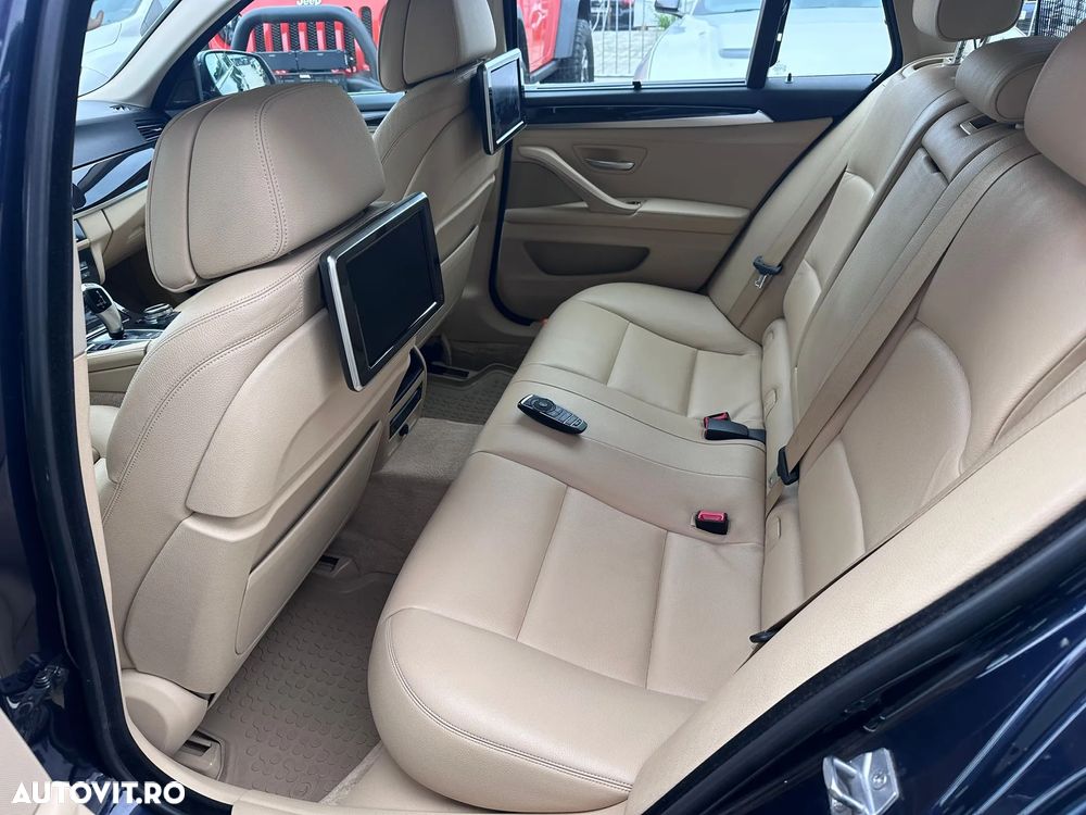BMW Seria 5 525d xDrive Aut. Luxury Line - 18