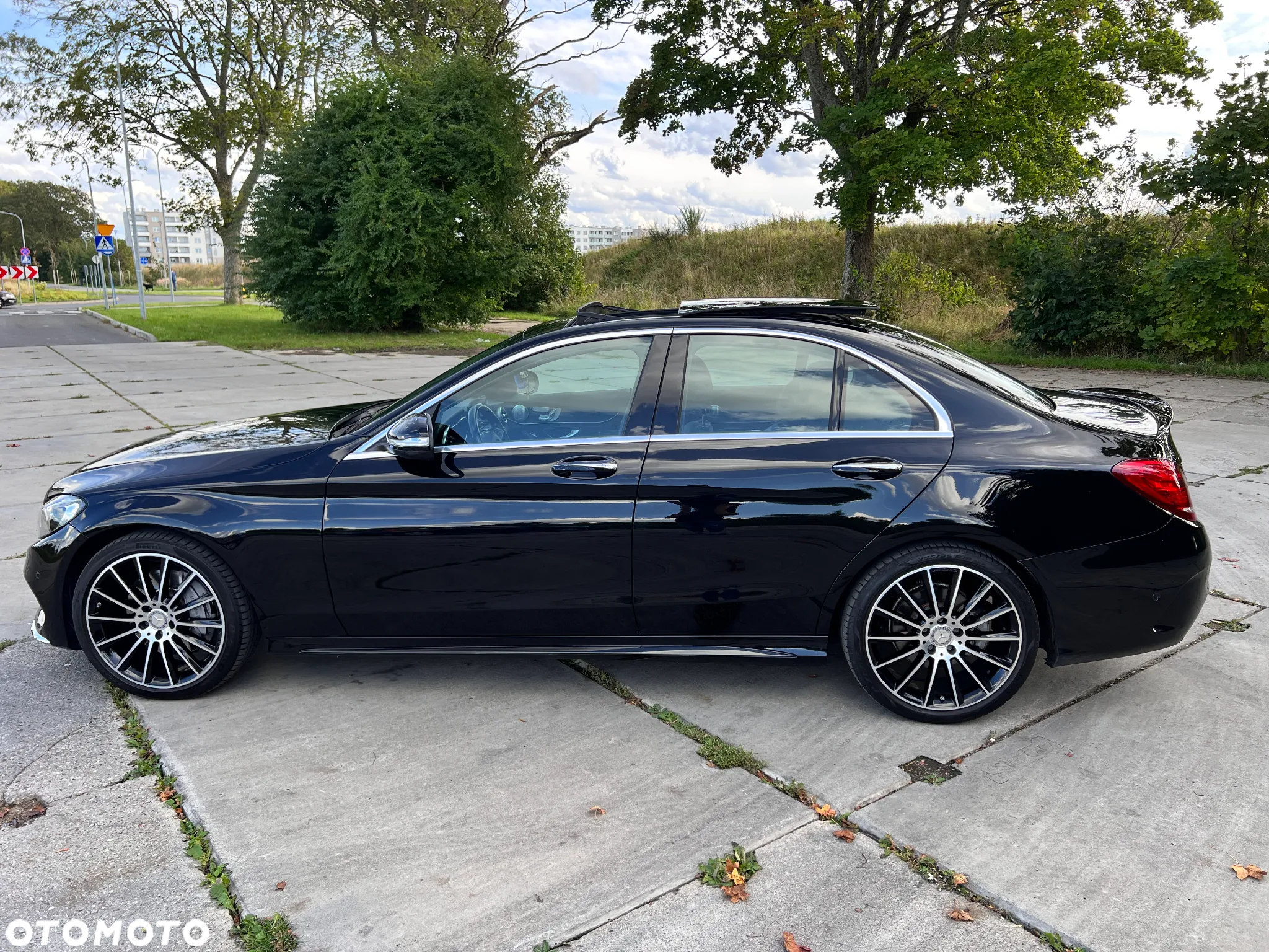Mercedes-Benz Klasa C 400 4Matic 7G-TRONIC AMG Line - 30