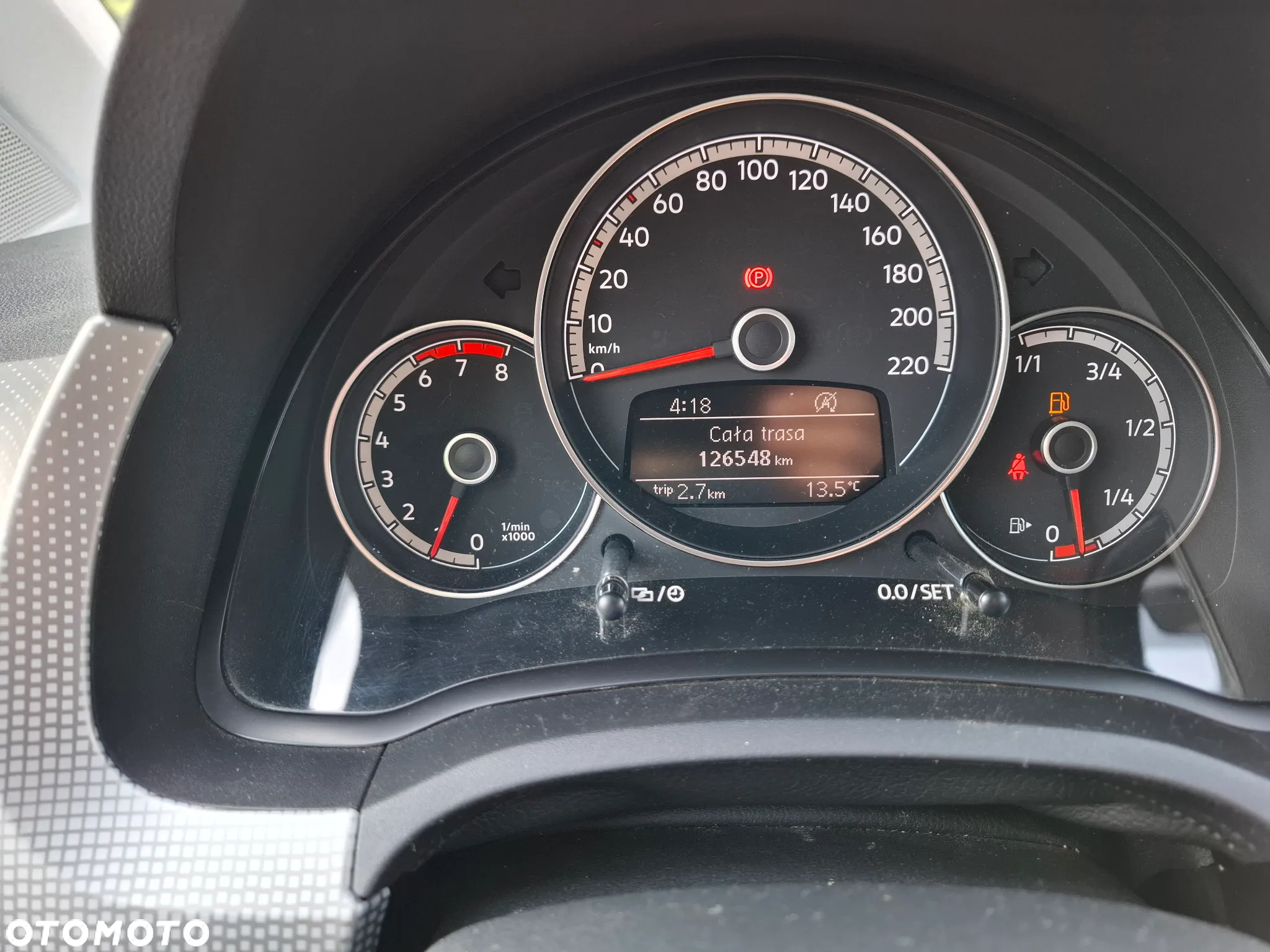 Volkswagen up! 1.0 TSI high - 13