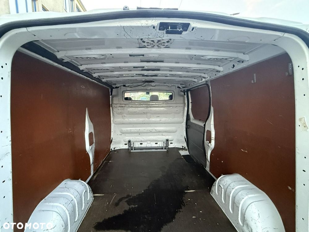 Renault Trafic - 11