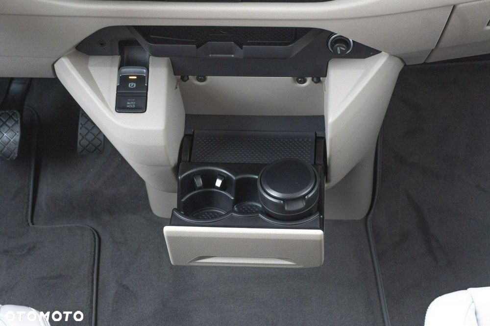 Volkswagen California - 23