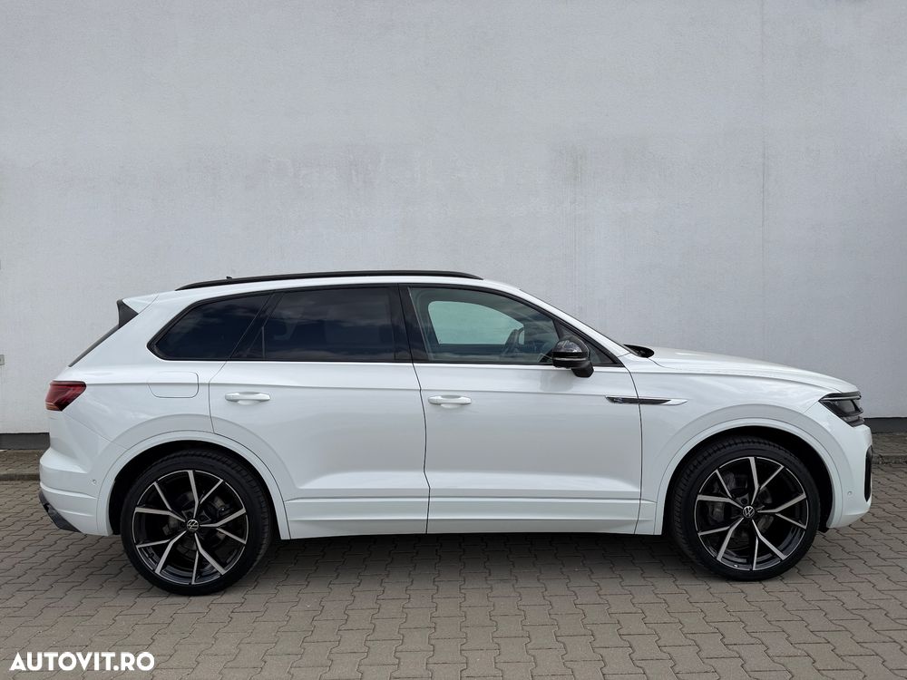 Volkswagen Touareg 3.0 V6 TDI SCR 4Motion Automatik R-Line - 24