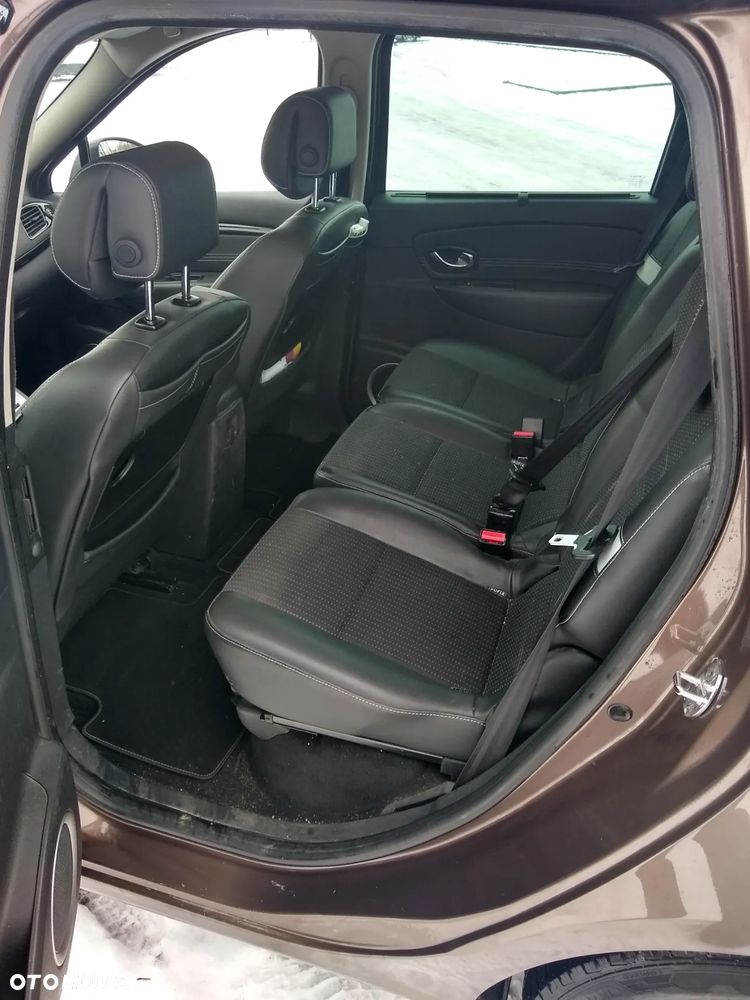 Renault Scenic 1.4 16V TCE Expression - 12