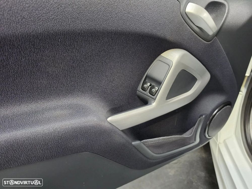 Smart ForTwo Coupé 0.8 cdi Passion 54 - 13