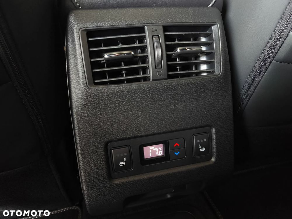 Mitsubishi Outlander Black Edition - 27