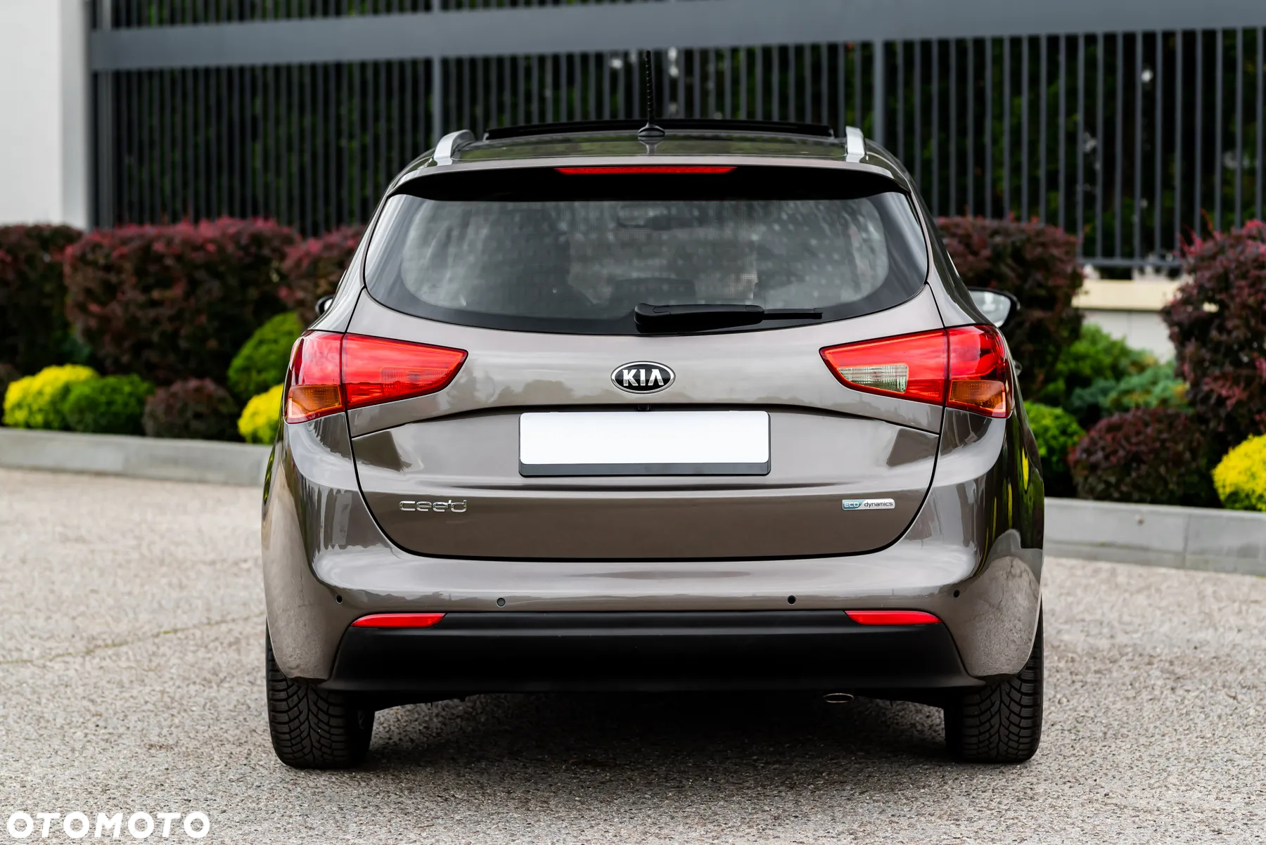 Kia Ceed Cee'd 1.6 GDI L - 16