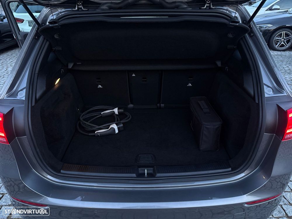 Mercedes-Benz B 250 e AMG Line - 17