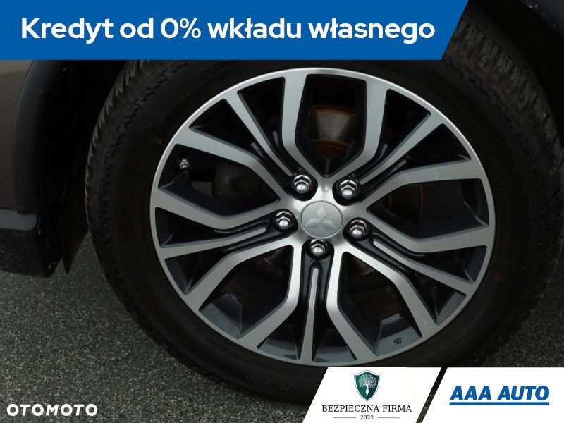 Mitsubishi Outlander - 14