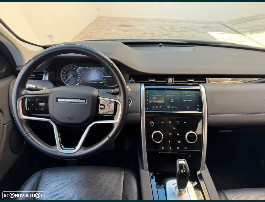 Land Rover Discovery - 4