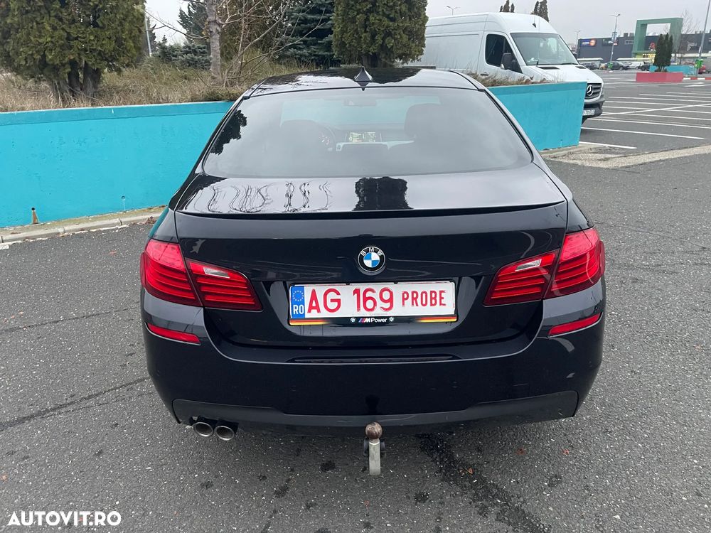 BMW Seria 5 520d Sport-Aut. - 17
