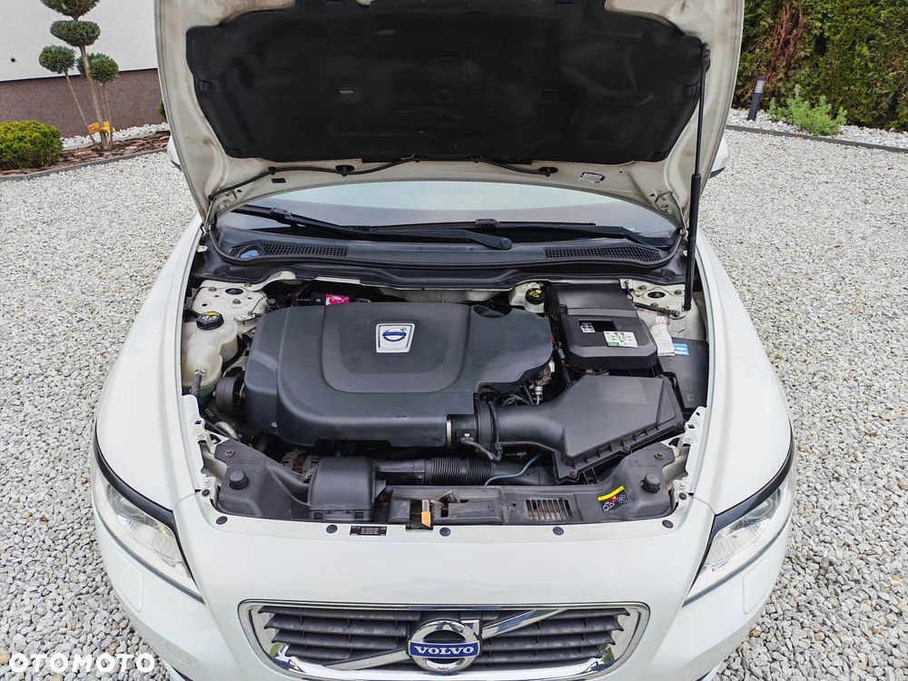 Volvo V50 D3 - 26