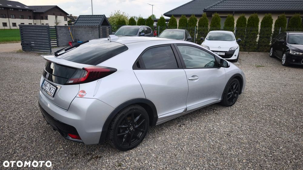Honda Civic 1.8 i-VTEC Sport - 6