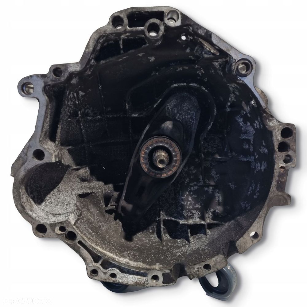 SKRZYNIA BIEGÓW VW Passat B5 2.3 VR5 benzyna MANUALNA manual EAC - 11