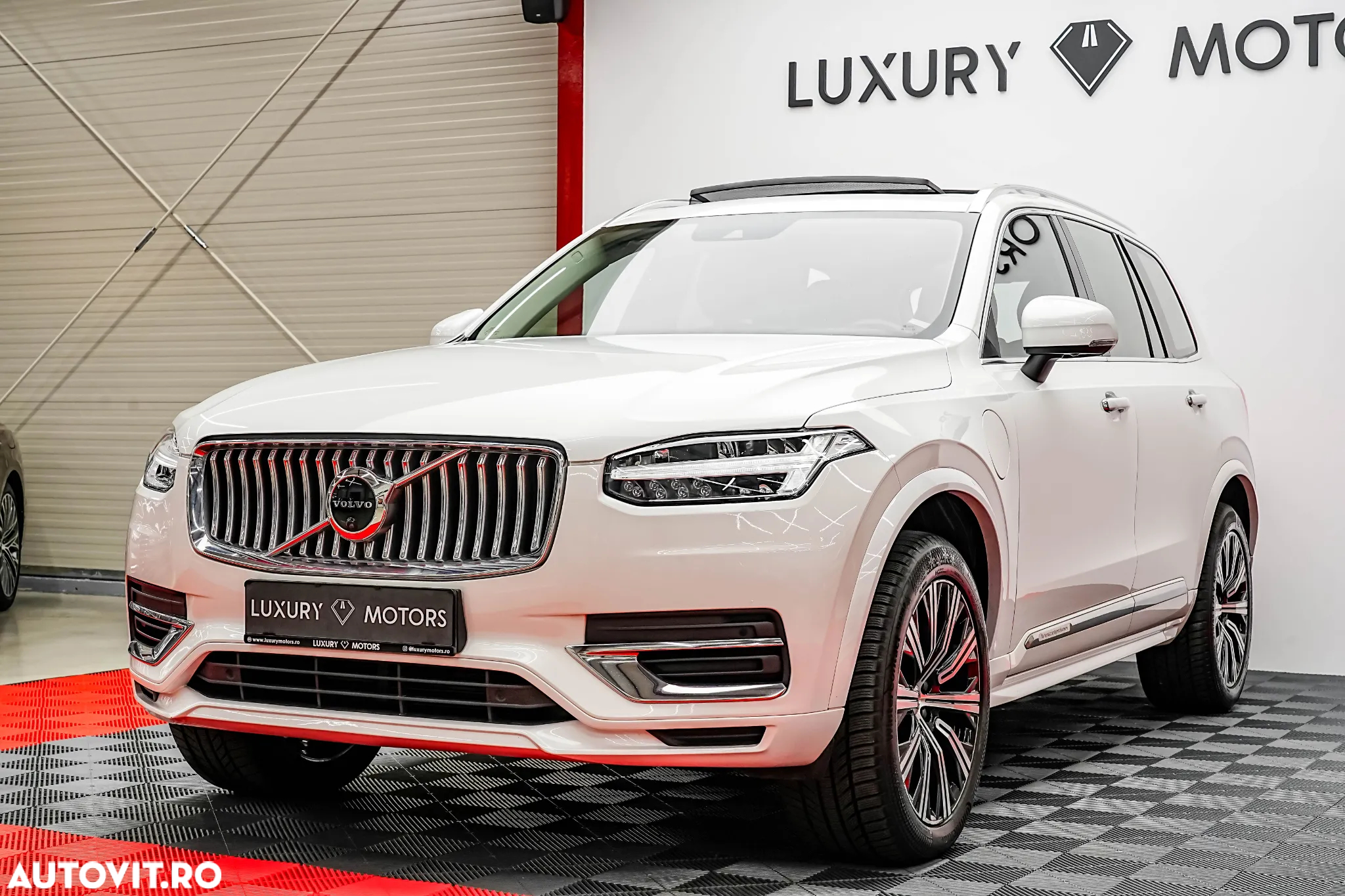 Volvo XC 90 T8 Twin Engine AWD Inscription - 9