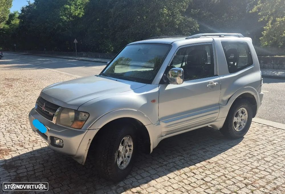 Mitsubishi Pajero 3.2 DI-D GLS ABS+TA+EC - 4