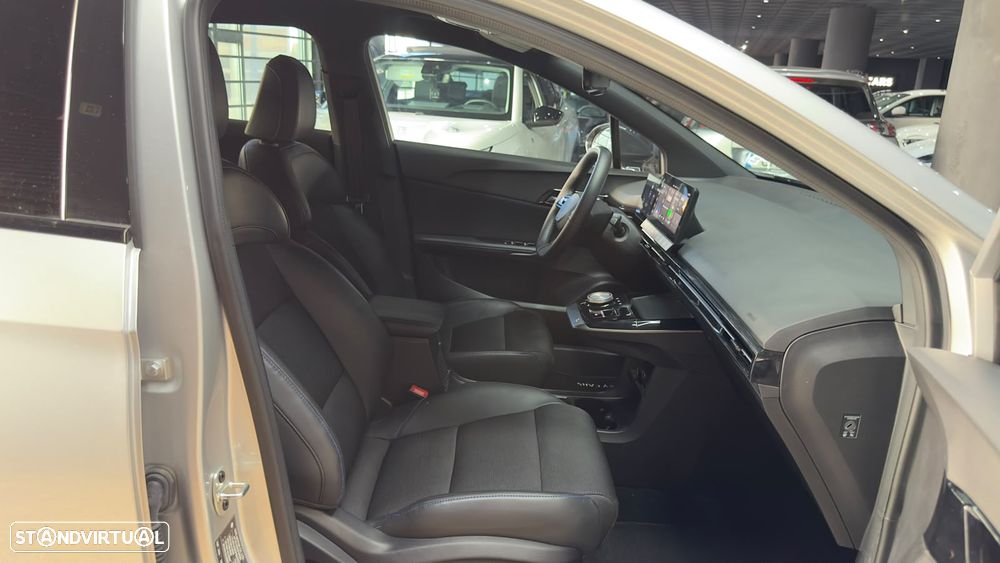 MG MG4 77 kWh Extended Range Luxury - 49