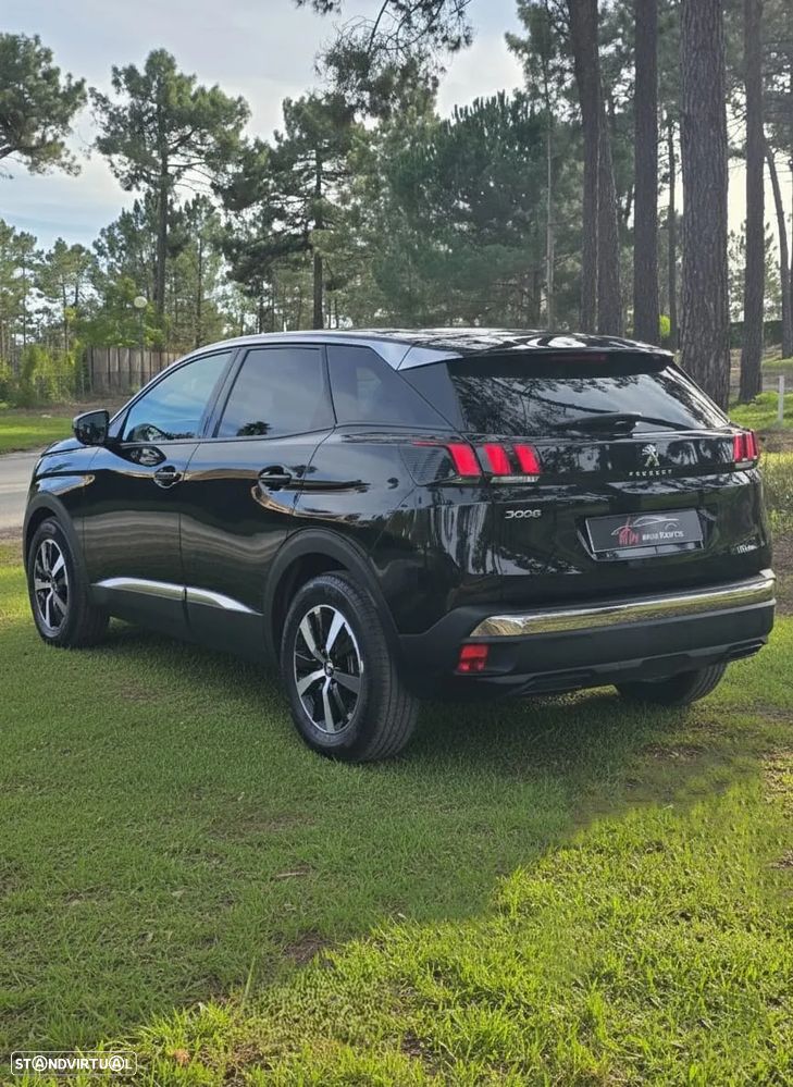 Peugeot 3008 BlueHDi 130 Stop & Start EAT8 Allure - 4