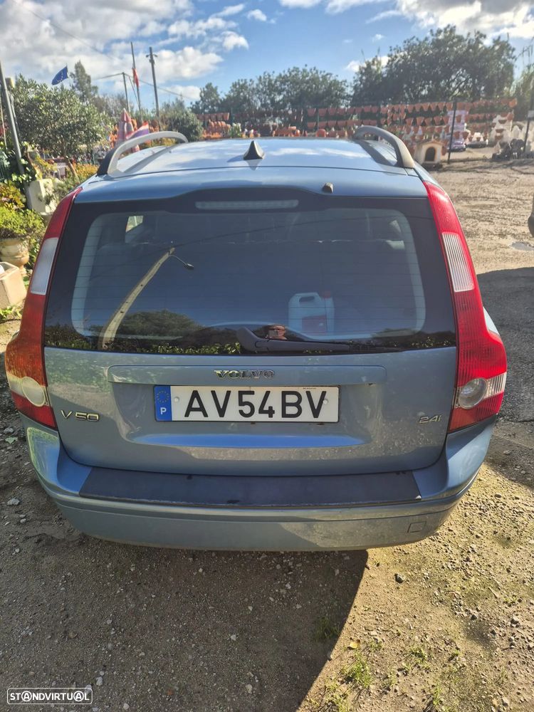 Volvo V50 2.4i - 3