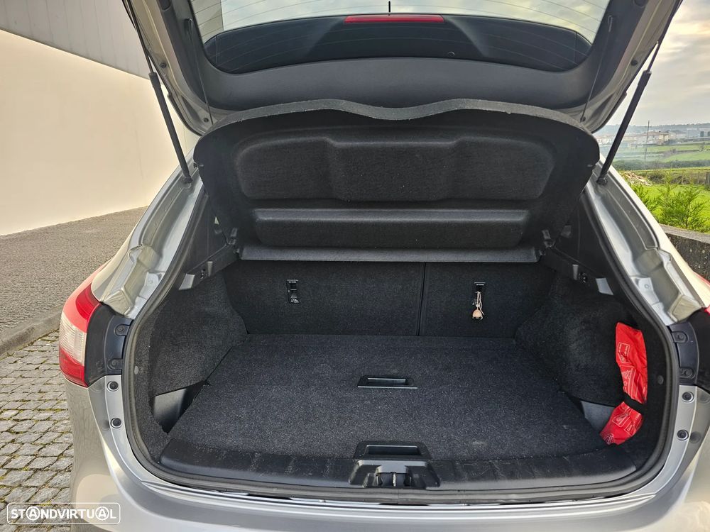 Nissan Qashqai 1.5 dCi N-Connecta 18 - 21