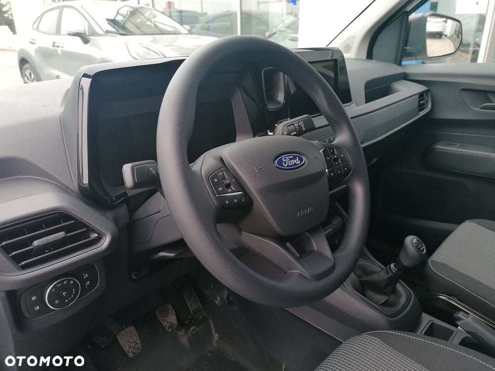 Ford Courier VAN - 26