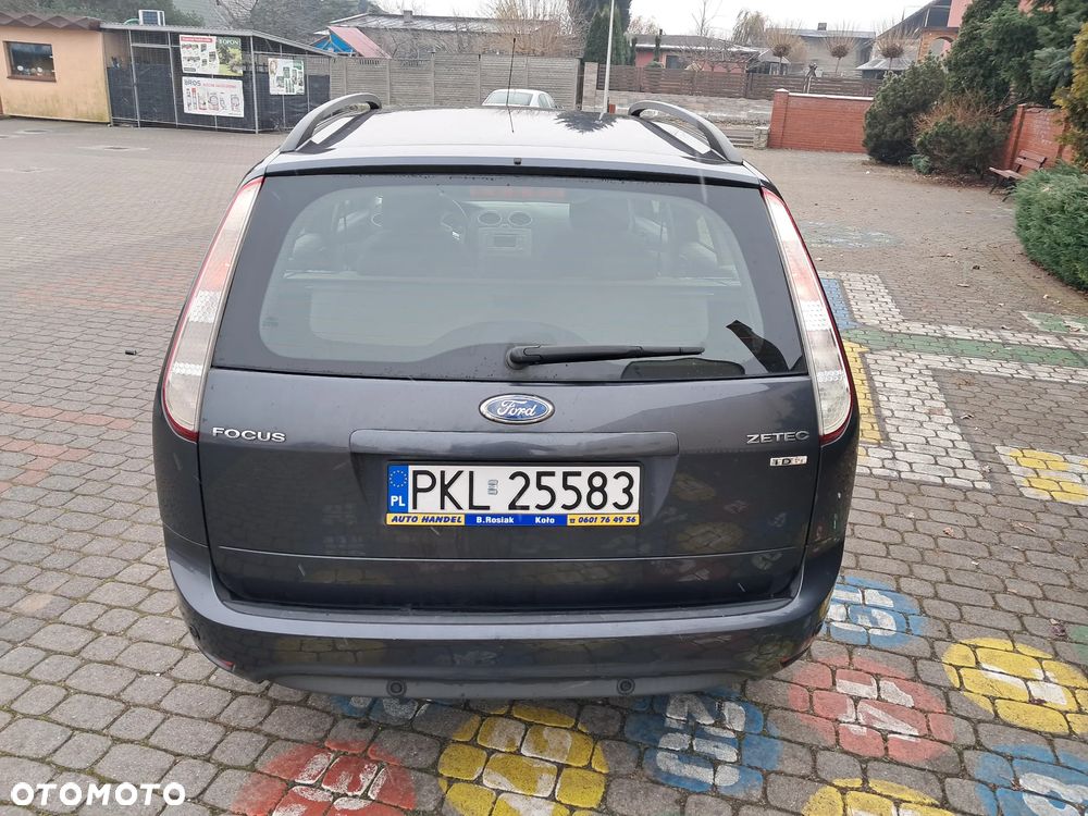 Ford Focus 1.6 TDCi Ghia - 4