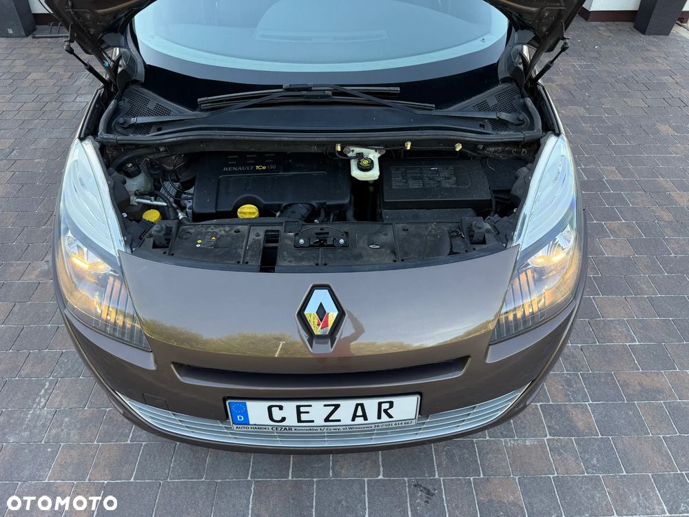 Renault Grand Scenic - 27