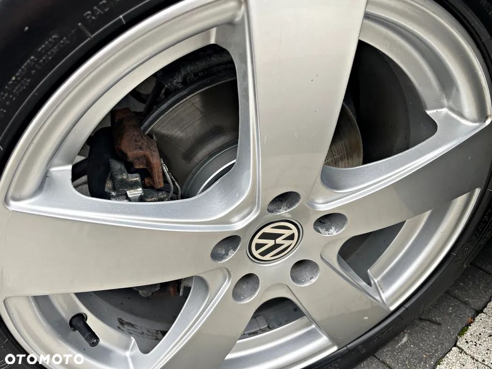 Volkswagen Touran 1.6 TDI DPF BlueMotion Technology Comfortline - 17