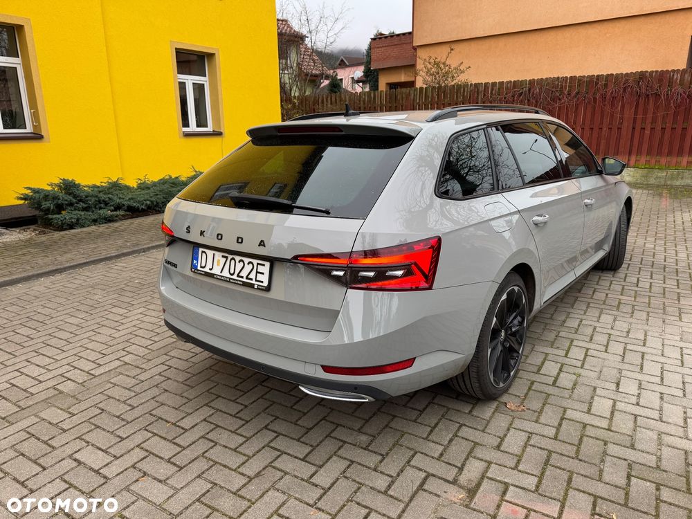 Skoda Superb 2.0 TDI DSG Sportline - 16