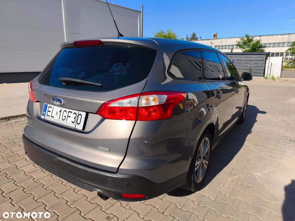 Ford Focus 1.6 EcoBoost Trend - 6