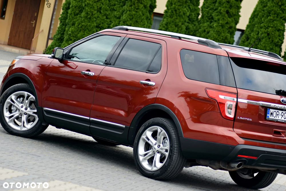 Ford Explorer - 3