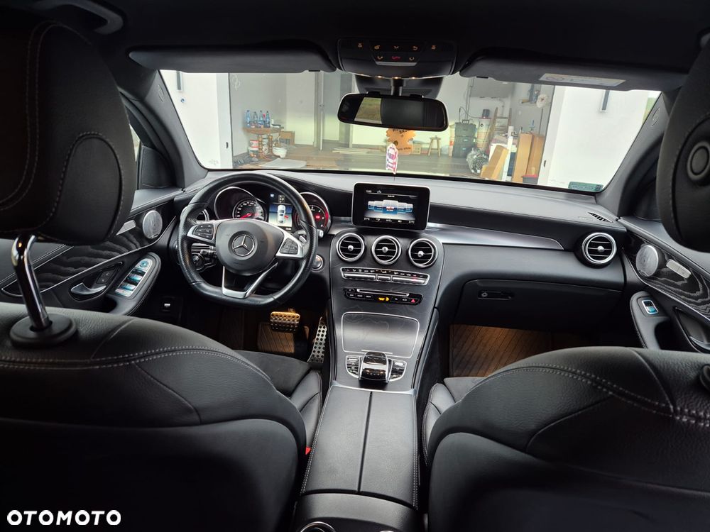 Mercedes-Benz GLC - 15