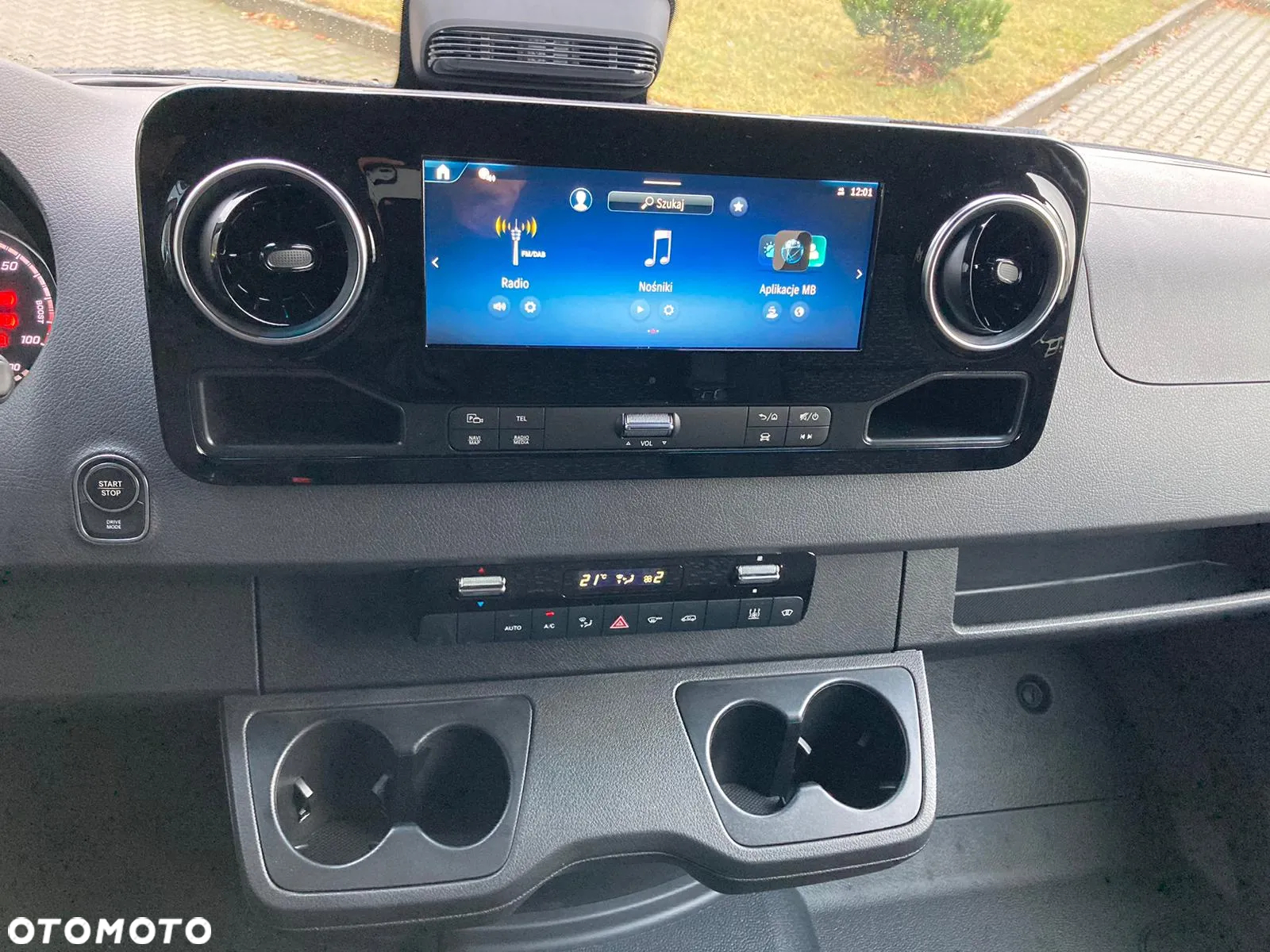 Mercedes-Benz eSprinter - 19