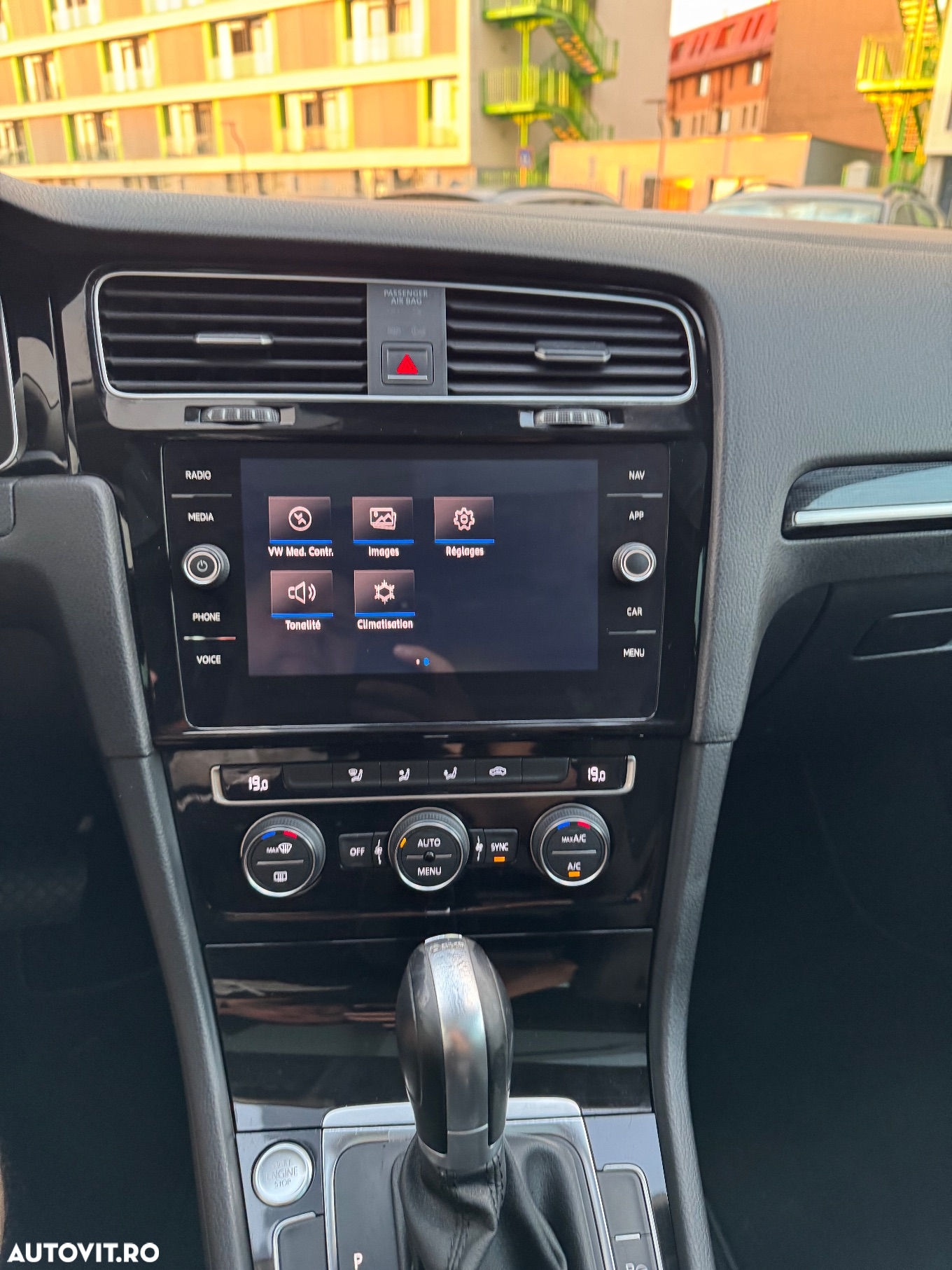 Volkswagen Golf Variant 1.6 TDI (BlueMotion Technology) DSG Comfortline - 26