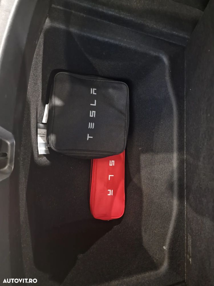 Tesla Model 3 Langstreckenbatterie Allradantrieb Dual Motor - 25