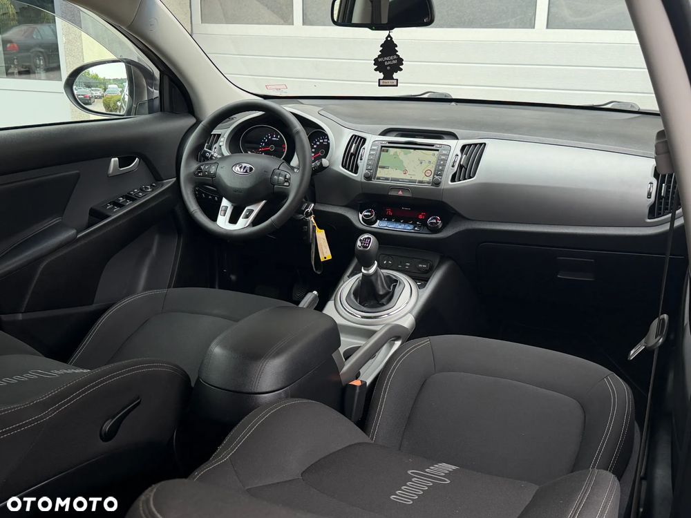 Kia Sportage 2.0 CRDI 4WD Fifa World Cup Edition - 24